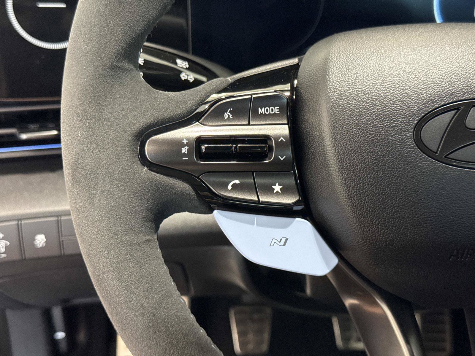 New 2026 Hyundai Elantra N FWD image 9