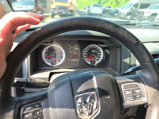 Used 2015 RAM 1500 Express AWD/4WD image 11