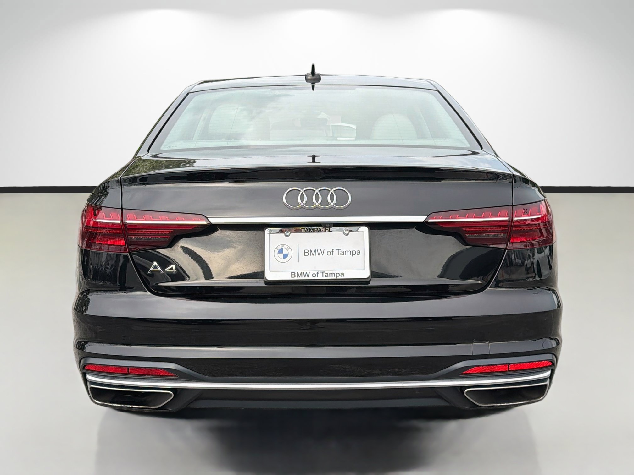 Used 2020 Audi A4 2.0T Premium w/ Convenience Package FWD image 4