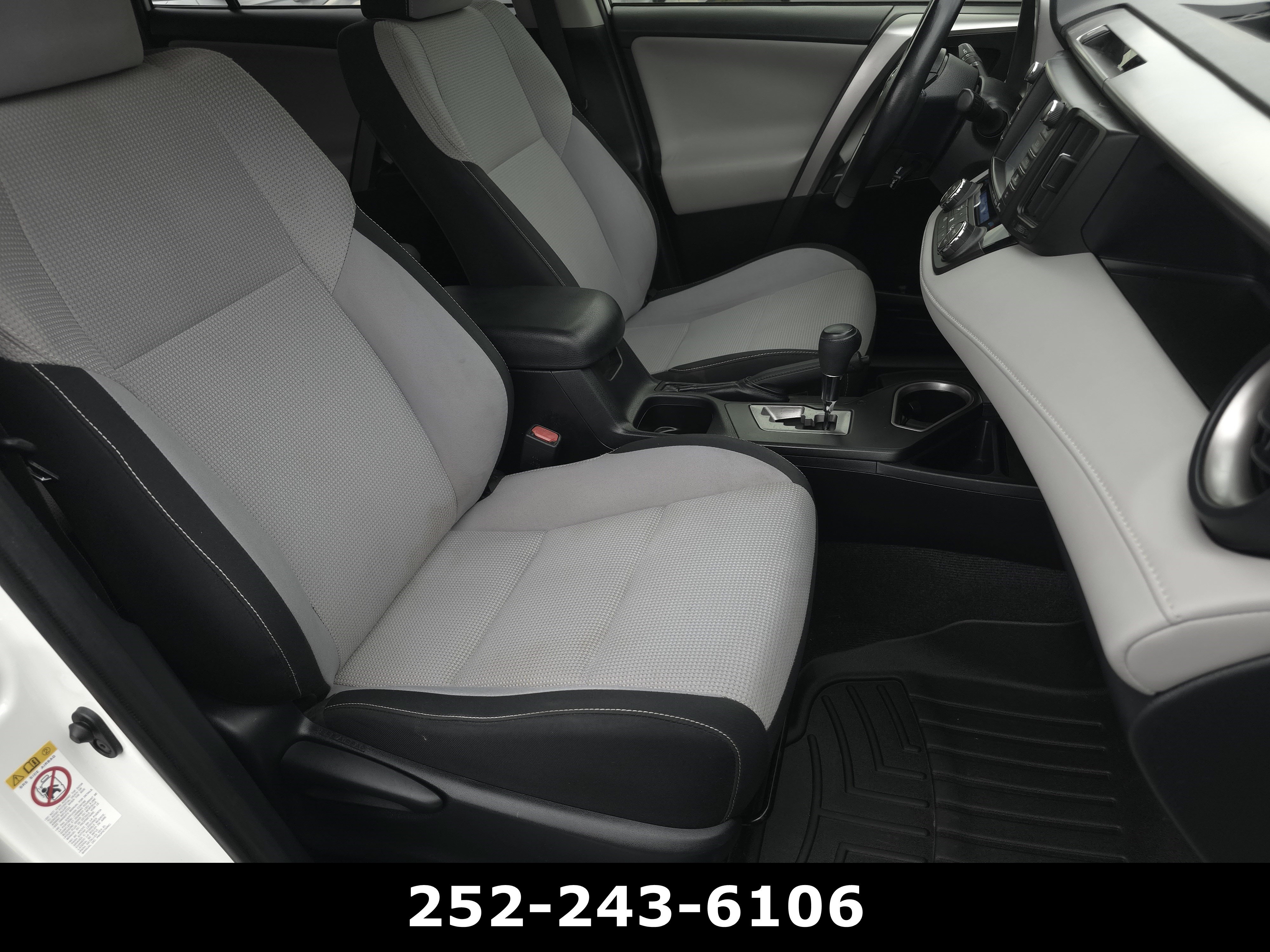 Used 2016 Toyota RAV4 XLE FWD image 40
