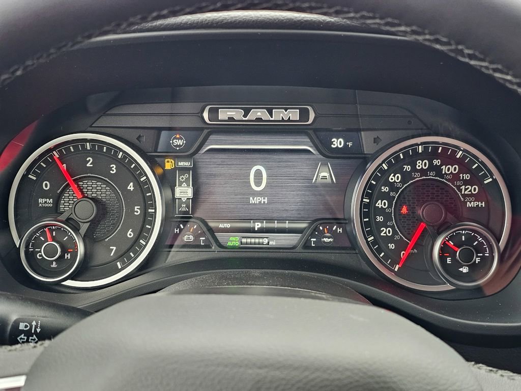 New 2026 RAM 1500 4x4 Crew Cab image 17
