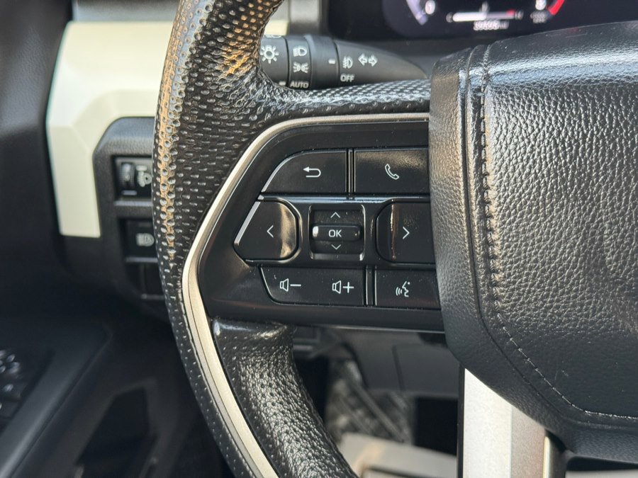 Used 2024 Toyota Tacoma TRD Off-Road AWD/4WD image 47