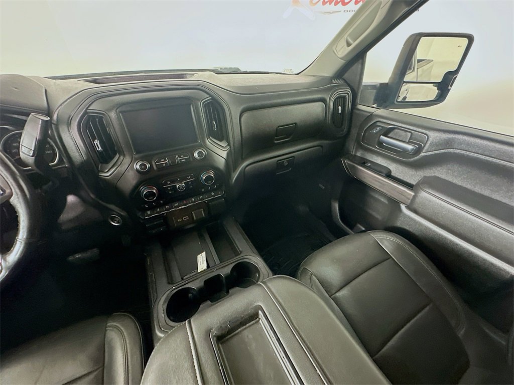 Used 2020 Chevrolet Silverado 2500 LTZ w/ LTZ Premium Package image 11