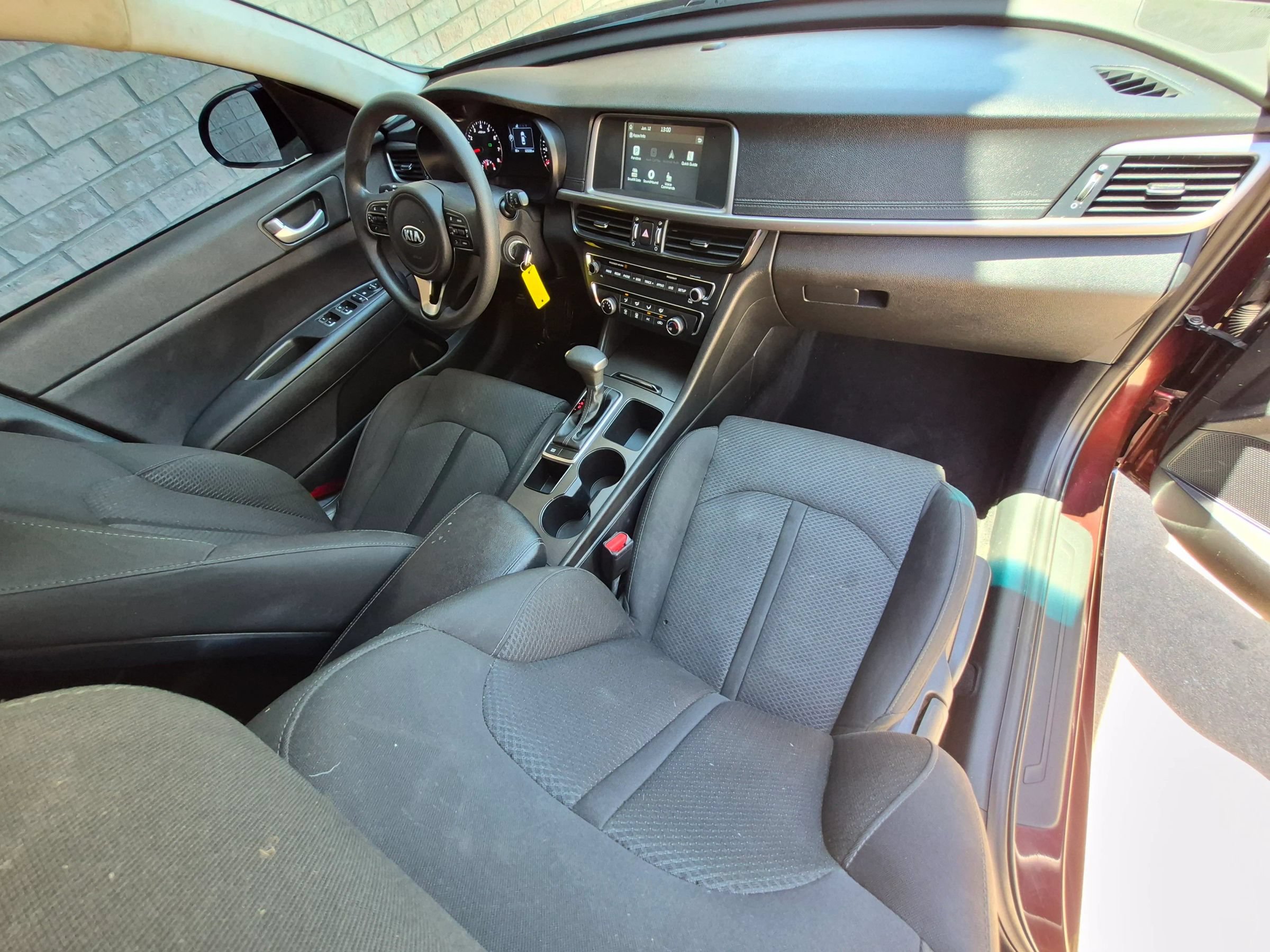 Used 2018 Kia Optima LX FWD image 15