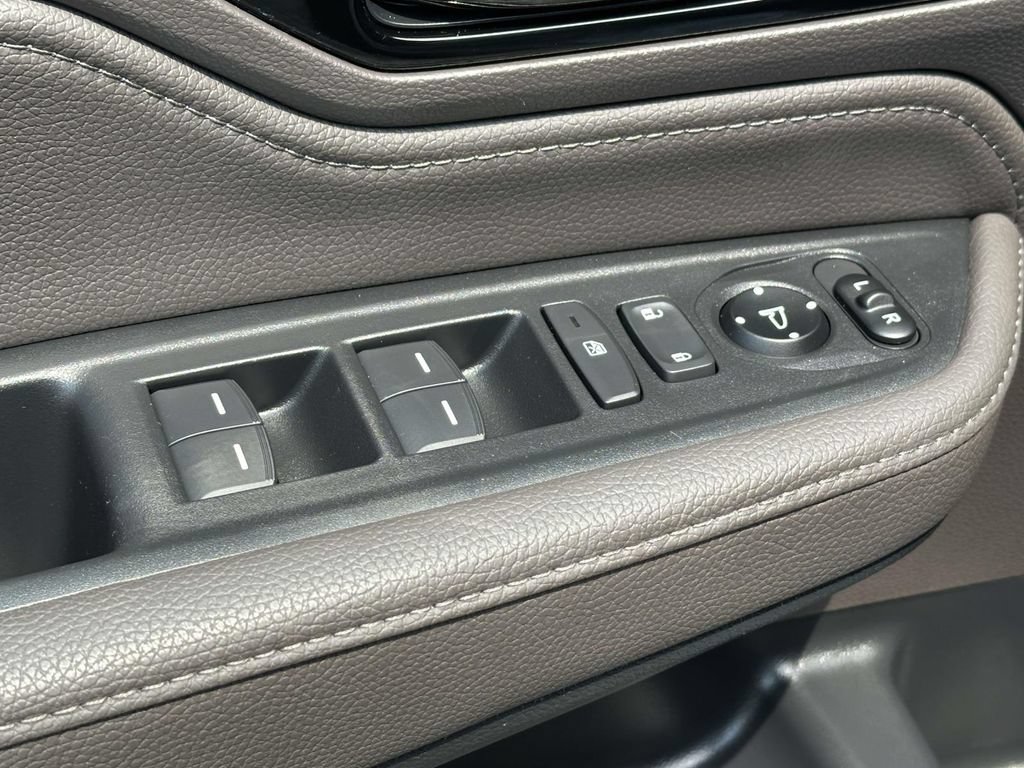 Certified 2023 Honda Odyssey Touring image 16