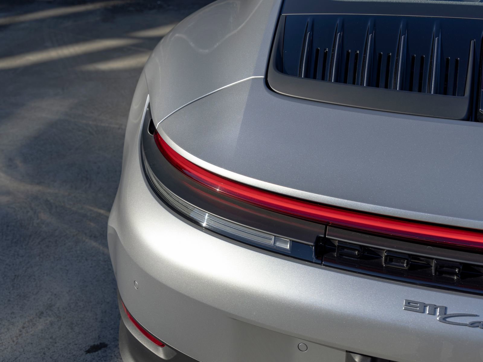 Used 2025 Porsche 911 Carrera T image 18