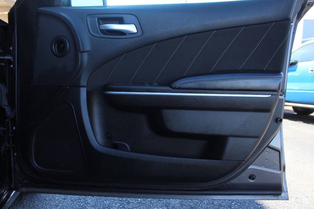 Used 2021 Dodge Charger SXT image 10