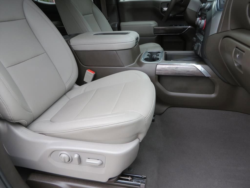 Used 2022 Chevrolet Silverado 1500 LTZ w/ LTZ Convenience Package II image 11