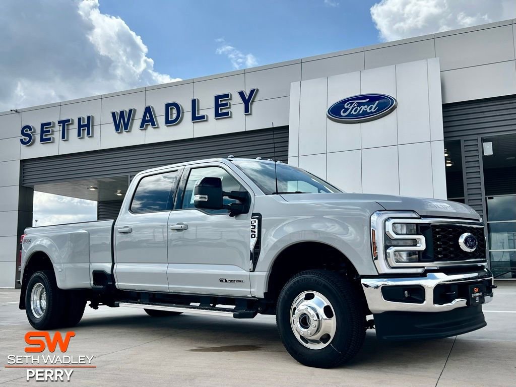 New 2026 Ford F350 Lariat