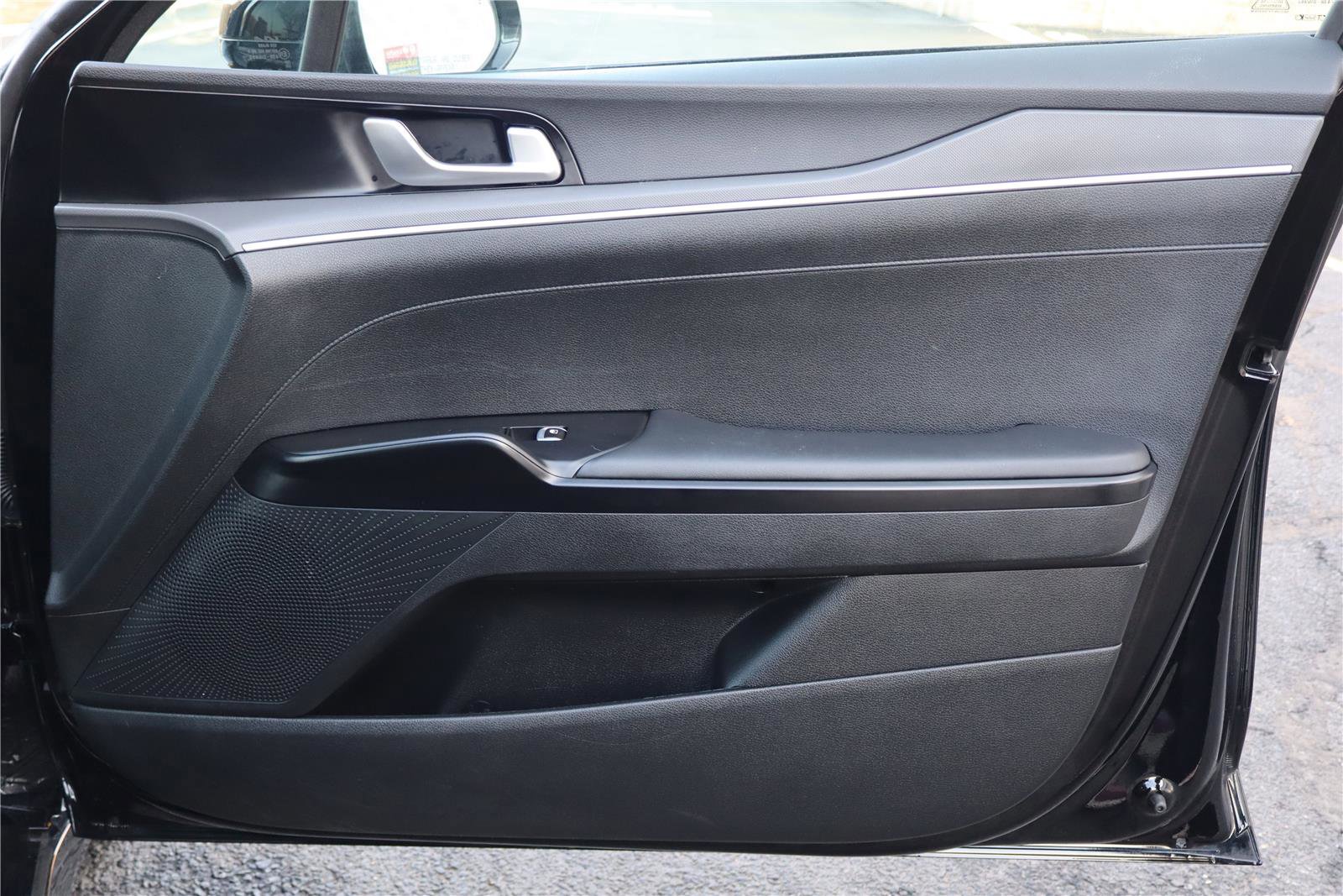 Used 2023 Kia K5 GT-Line image 27