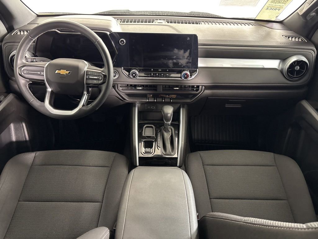 Used 2024 Chevrolet Colorado LT image 19