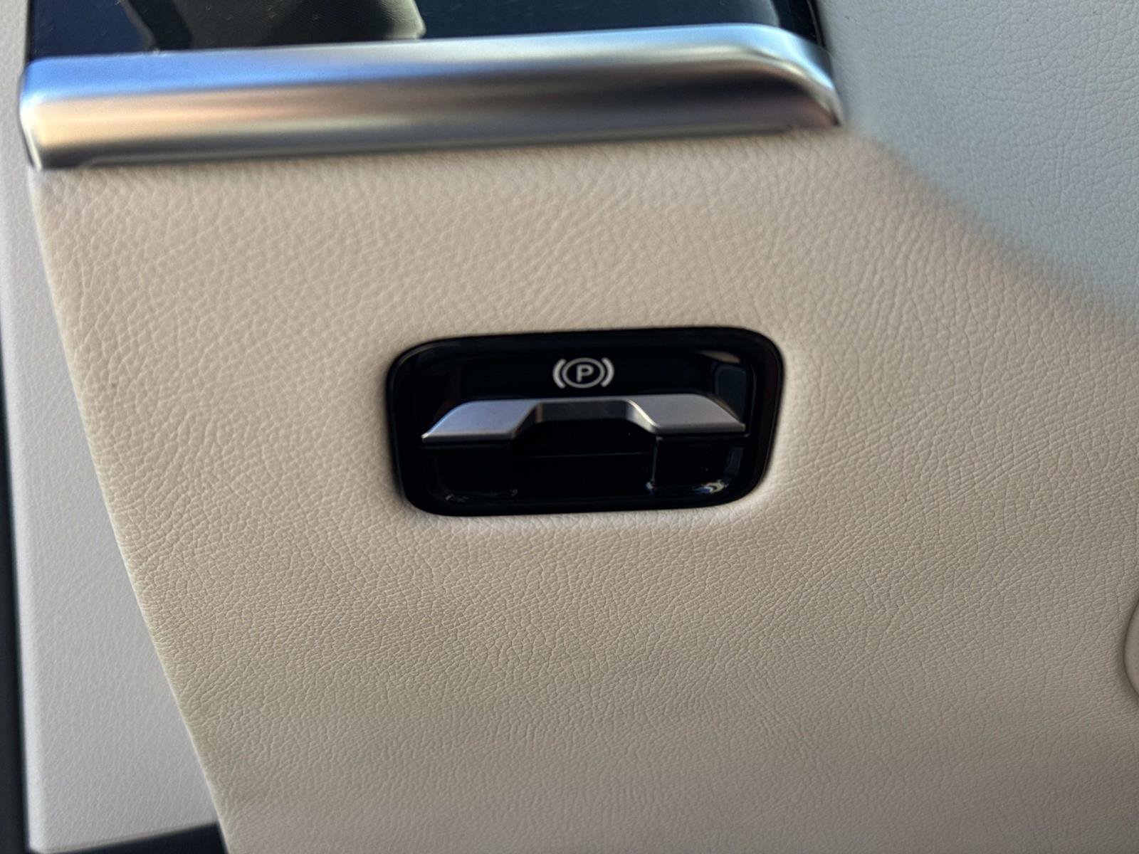 Used 2022 Mercedes-Benz S 500 4MATIC image 21