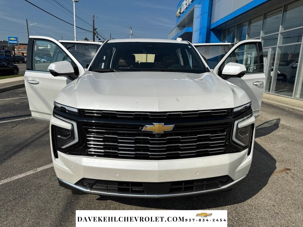 Used 2025 Chevrolet Suburban High Country AWD/4WD image 38