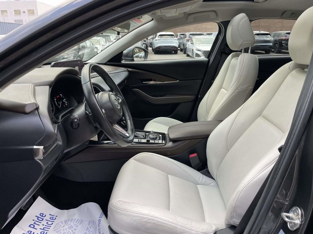 Used 2022 MAZDA CX-30 AWD 2.5 S w/ Premium Package image 13