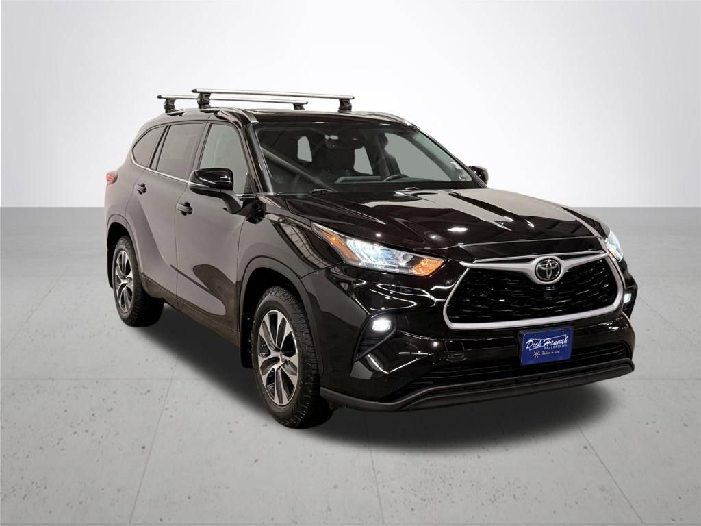 Used 2020 Toyota Highlander XLE image 8