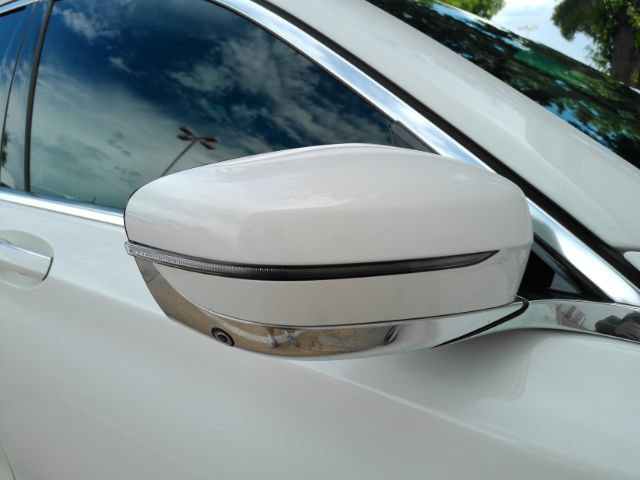 Used 2022 BMW 740i RWD image 22