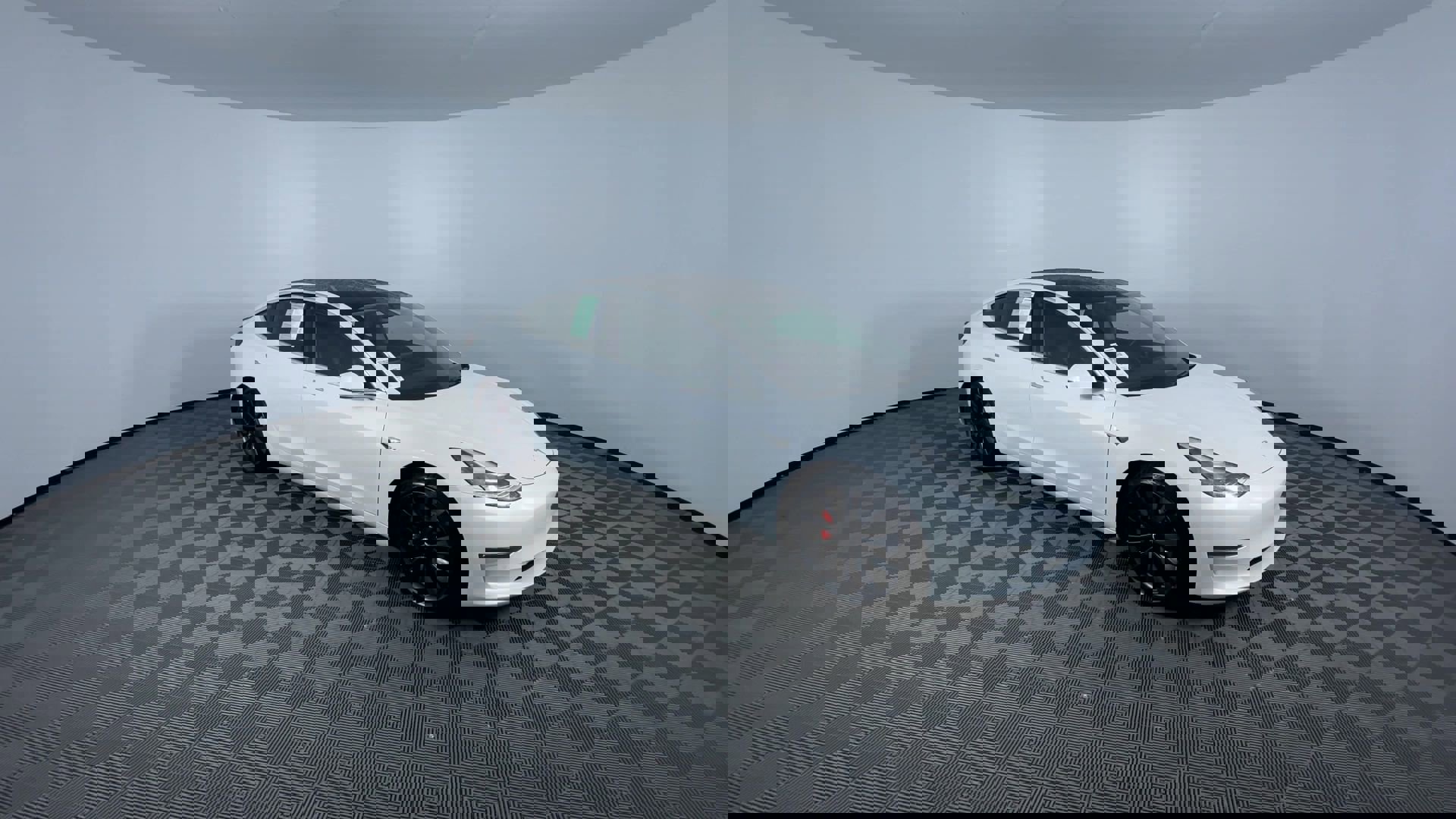 Used 2020 Tesla Model 3 Performance image 2