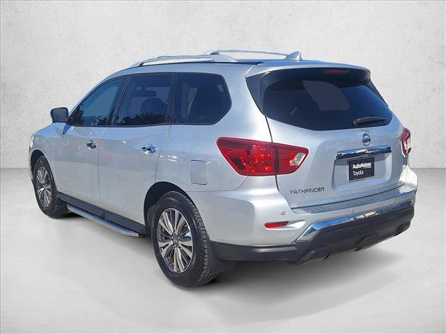 Used 2019 Nissan Pathfinder SL image 7