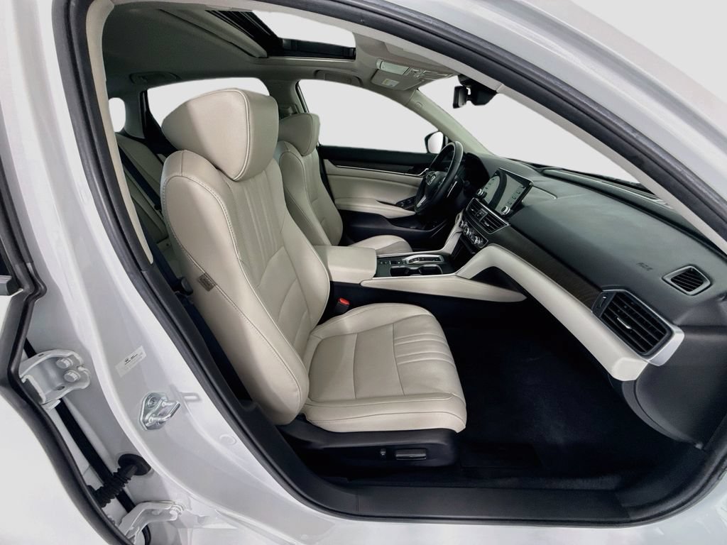 Certified 2021 Honda Accord Touring image 20