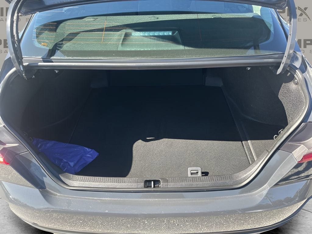 Used 2025 Toyota Camry LE image 25