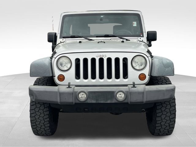 Used 2010 Jeep Wrangler Unlimited Sport image 2