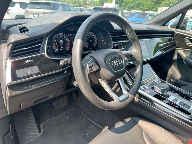 Used 2025 Audi Q7 3.0T Premium Plus AWD/4WD image 12