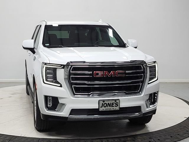 Used 2024 GMC Yukon SLT RWD image 2