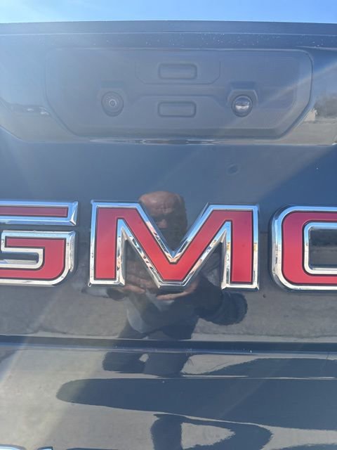Used 2025 GMC Sierra 1500 SLT image 8