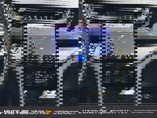 Used 2023 Jeep Grand Cherokee L Overland w/ Advanced Protech Group III image 17