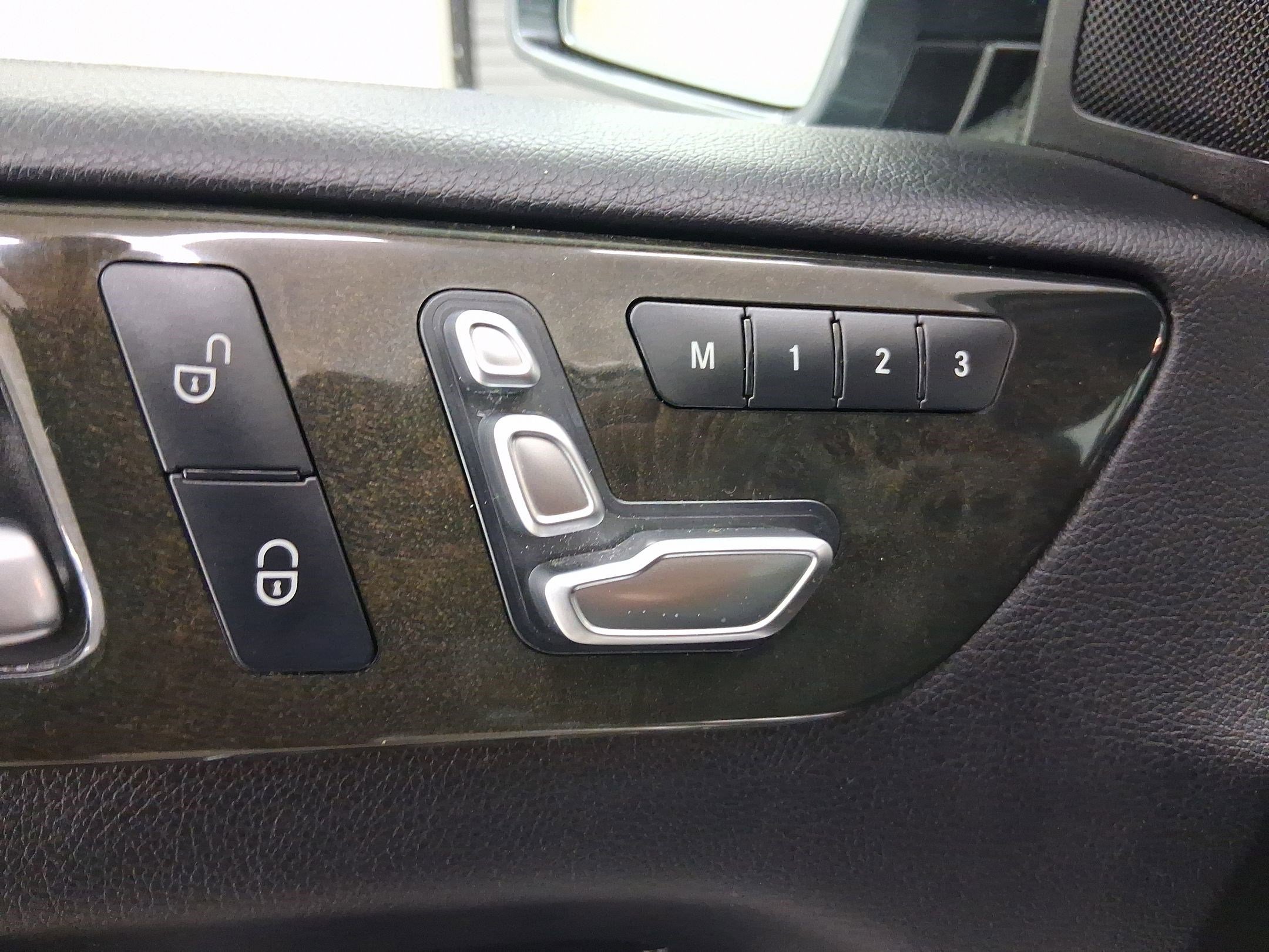 Used 2018 Mercedes-Benz GLS 450 4MATIC image 12