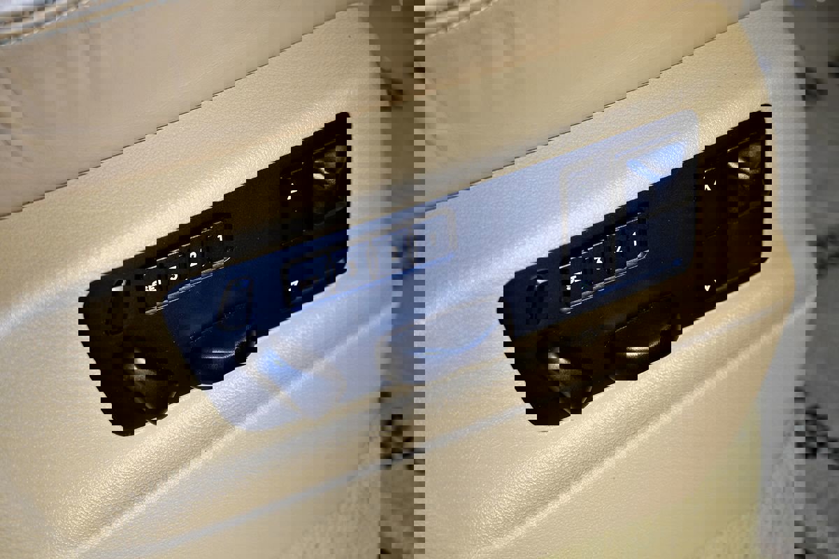 Used 2008 Porsche Cayenne GTS image 44