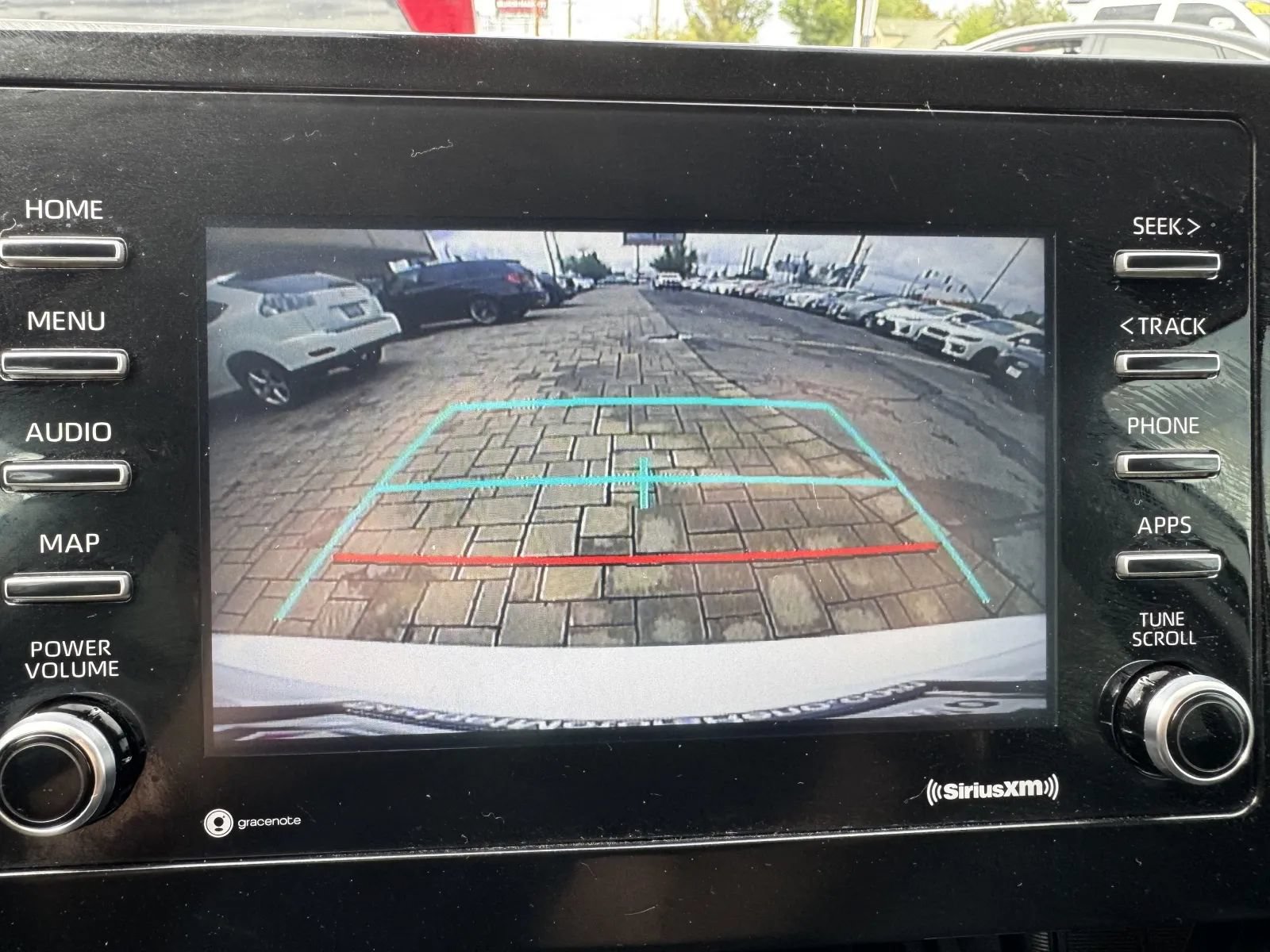 Used 2021 Toyota Camry SE FWD image 27