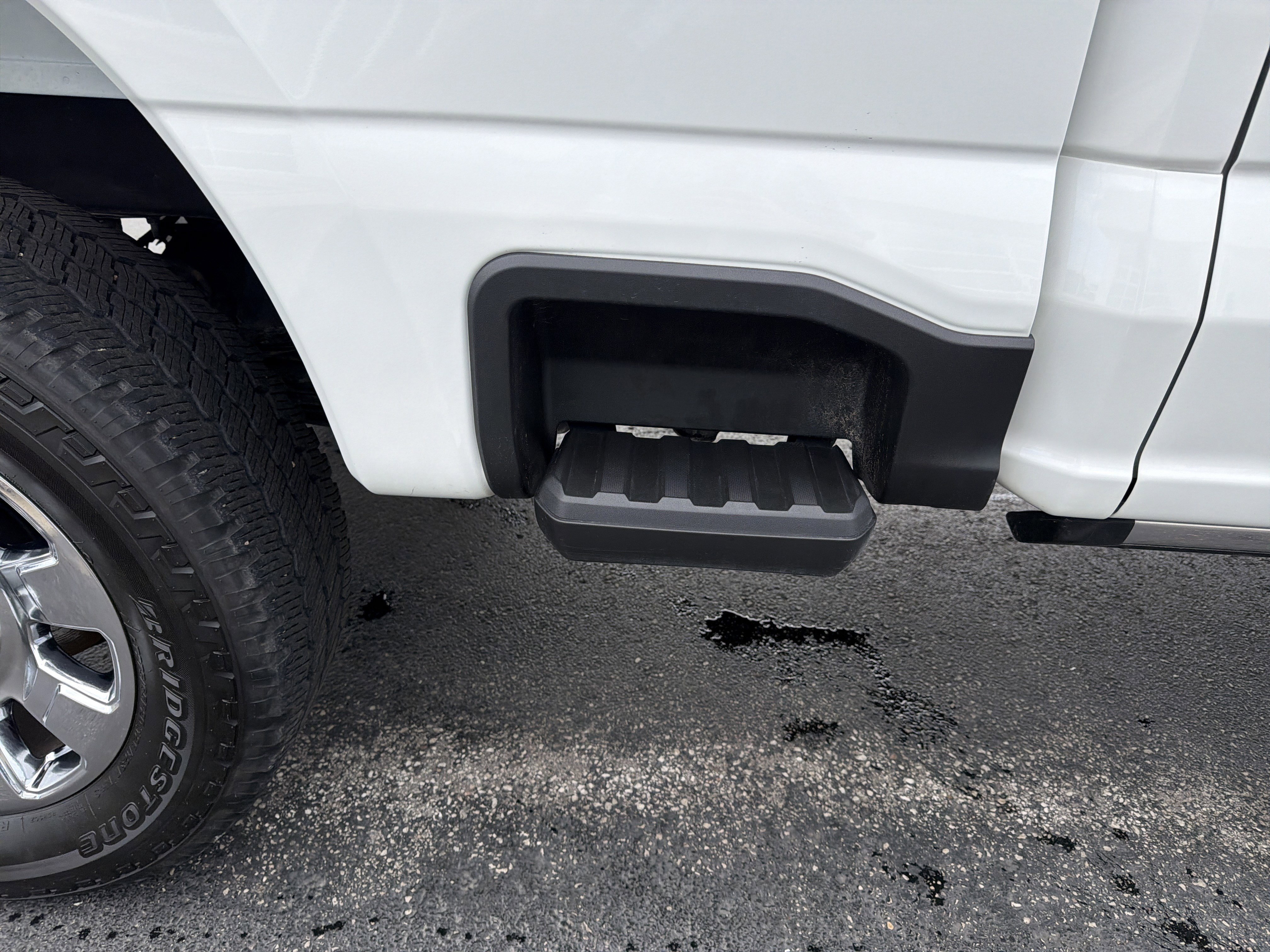 Used 2024 Ford F250 Lariat w/ Lariat Ultimate Package image 10