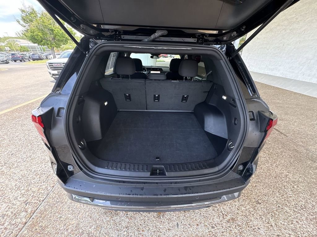 Certified 2025 GMC Terrain Elevation AWD/4WD image 26