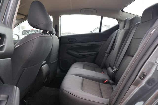 Used 2025 Nissan Altima 2.5 SV FWD image 8