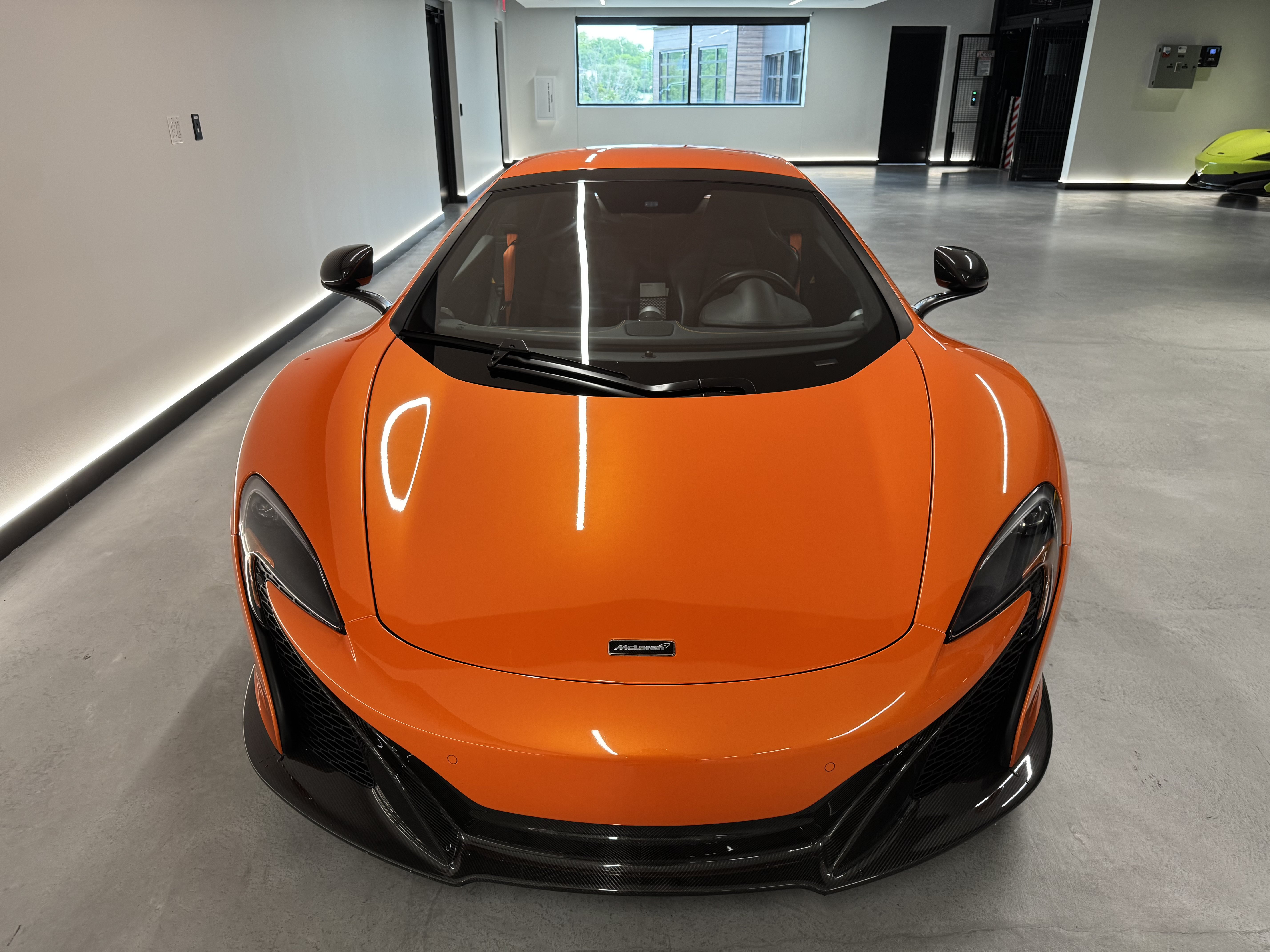 Used 2015 McLaren 650S Spider RWD image 8