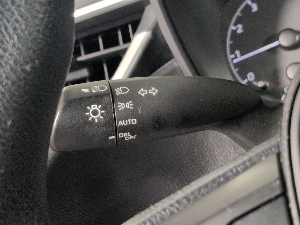 Used 2024 Toyota Corolla LE FWD image 38