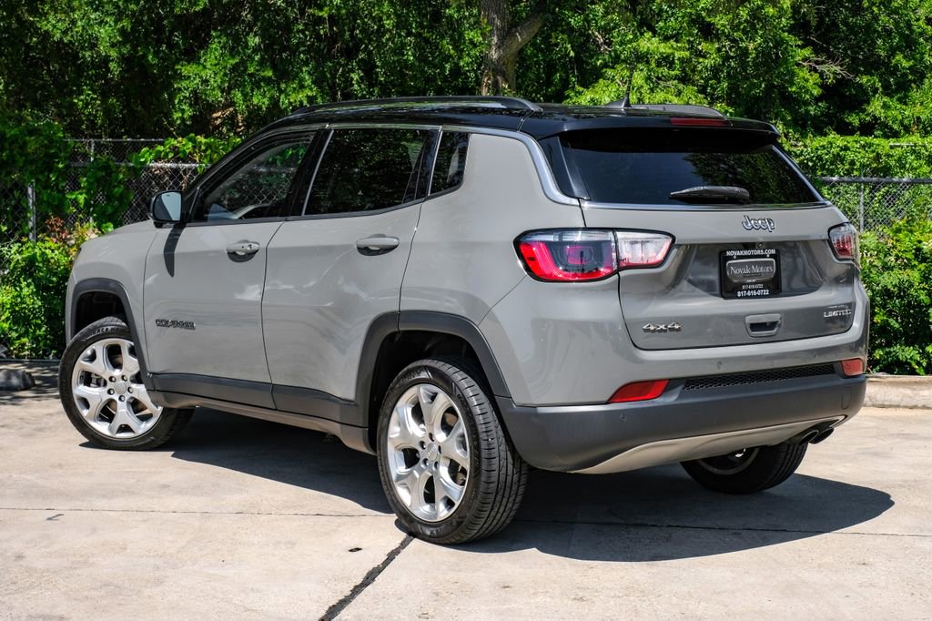 Used 2022 Jeep Compass Limited image 19