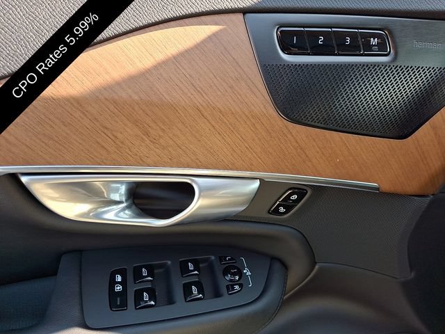 Certified 2023 Volvo XC90 B6 Plus AWD/4WD image 16