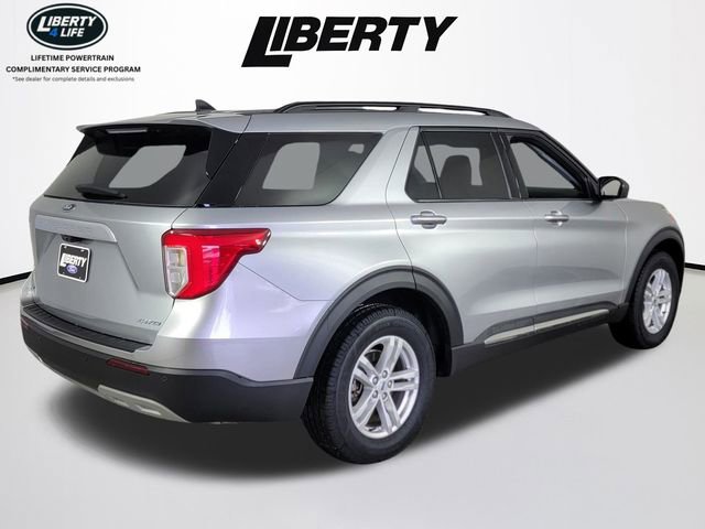 Certified 2023 Ford Explorer XLT w/ Equipment Group 202A image 3