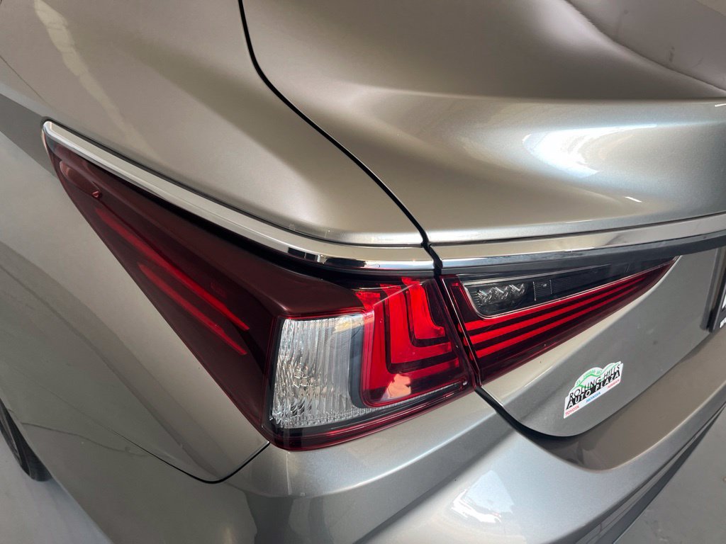 Used 2021 Lexus ES 250 w/ Premium Package AWD/4WD image 42