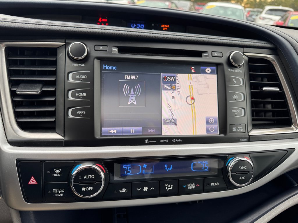 Used 2019 Toyota Highlander XLE w/ Protection Package #3 AWD/4WD image 15