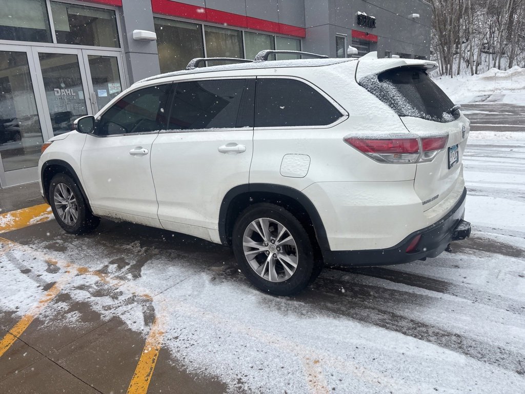 Used 2015 Toyota Highlander XLE image 5