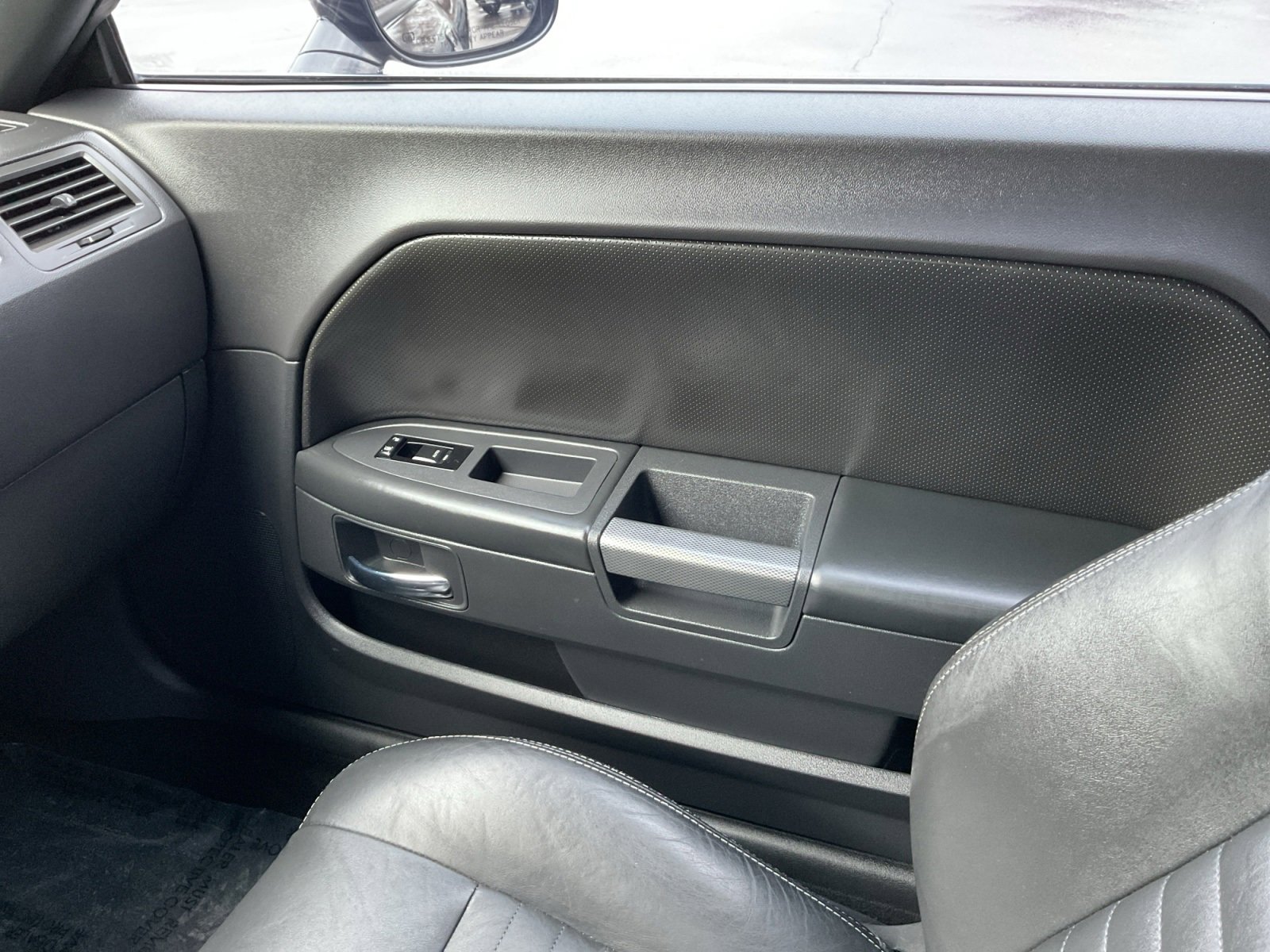 Used 2012 Dodge Challenger R/T Plus image 16