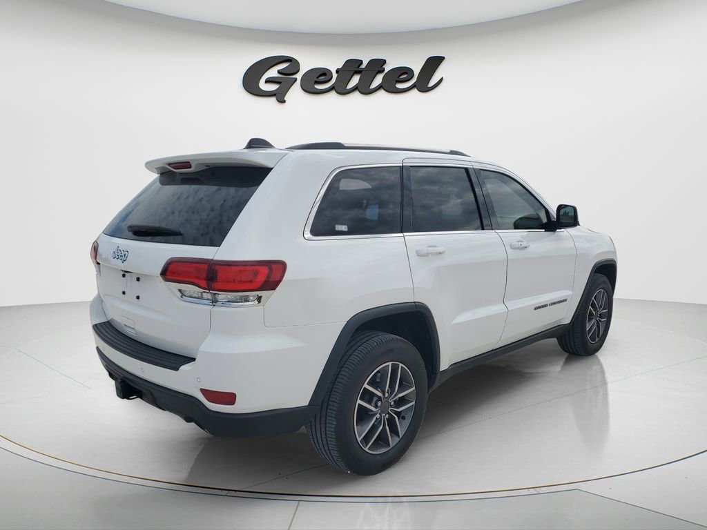 Used 2021 Jeep Grand Cherokee Laredo AWD/4WD image 5