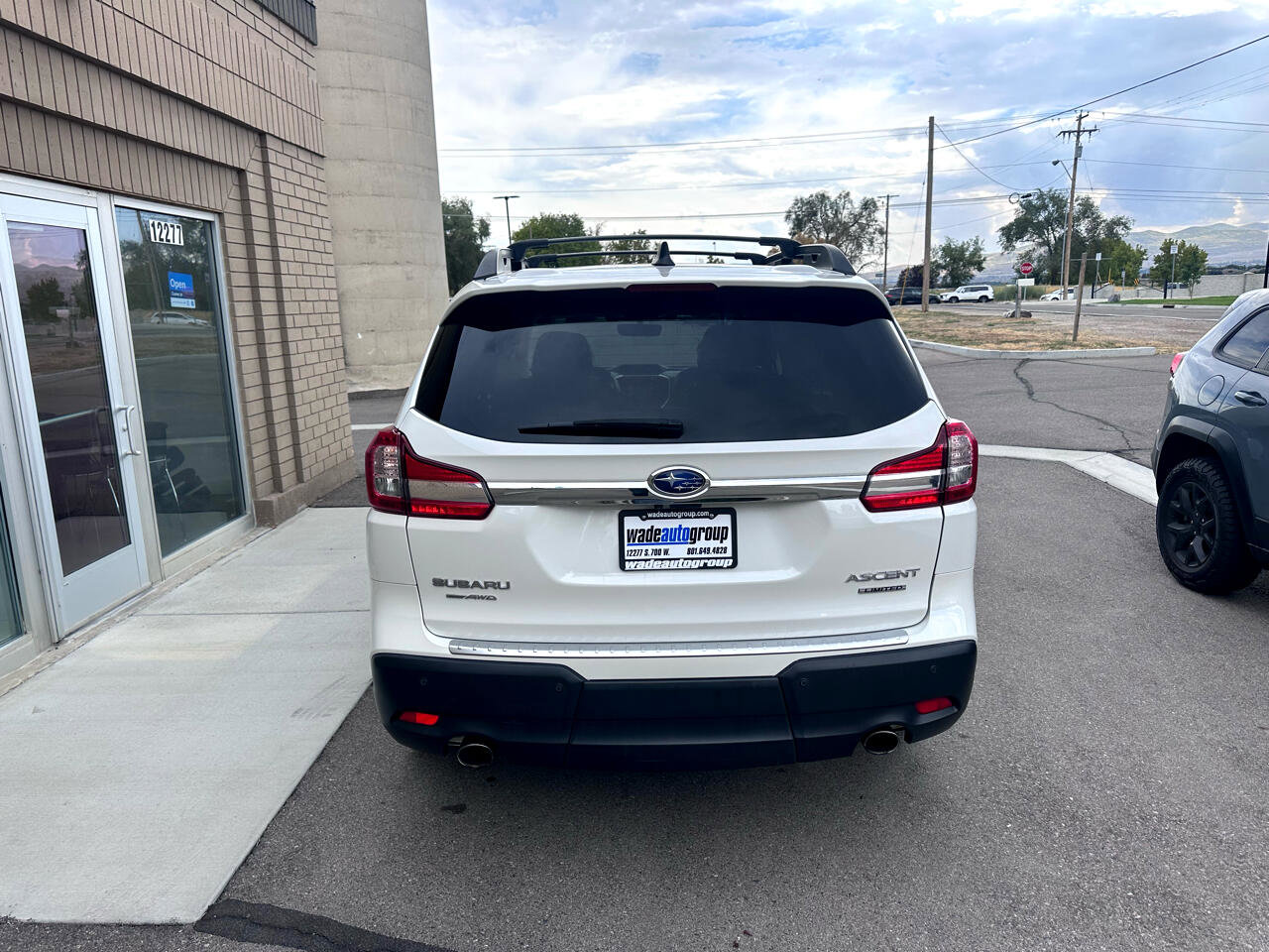 Used 2019 Subaru Ascent Limited w/ Popular Package #3 image 6