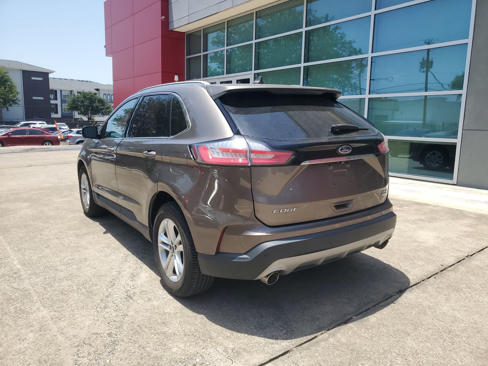 Used 2019 Ford Edge SEL w/ Equipment Group 201A FWD image 4