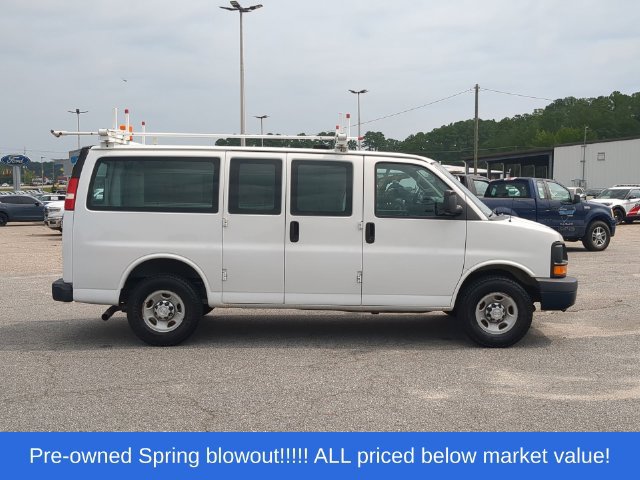 Used 2016 Chevrolet Express 2500 RWD image 14