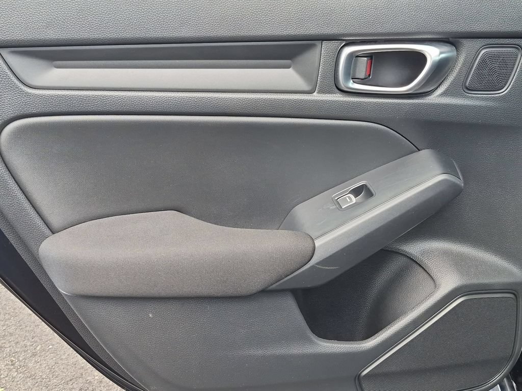 Used 2025 Honda Civic Sport image 26