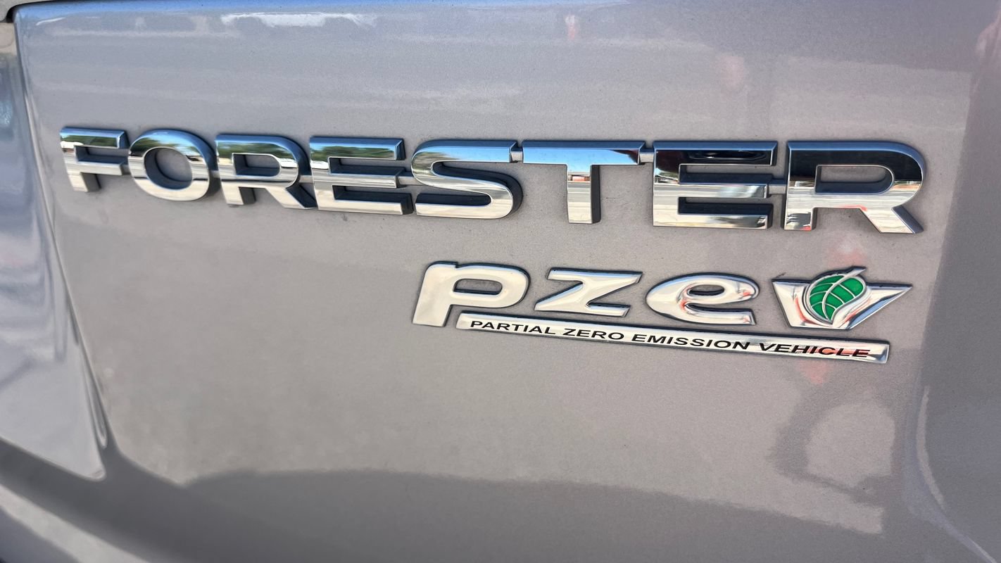 Used 2016 Subaru Forester 2.5i Premium w/ Popular Package #2 AWD/4WD image 25
